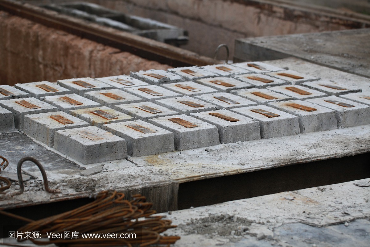 工厂制造混凝土结构的模具供填充